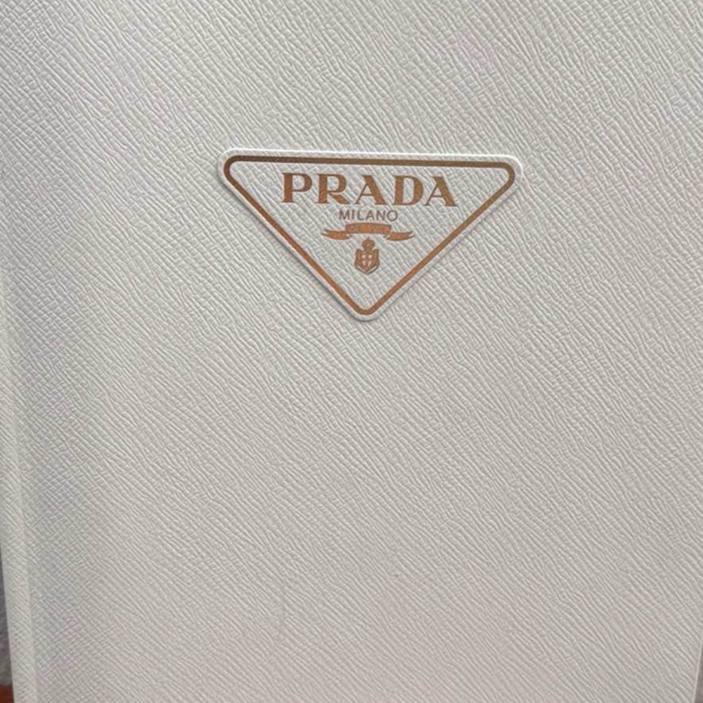 Prada The Galleria Book